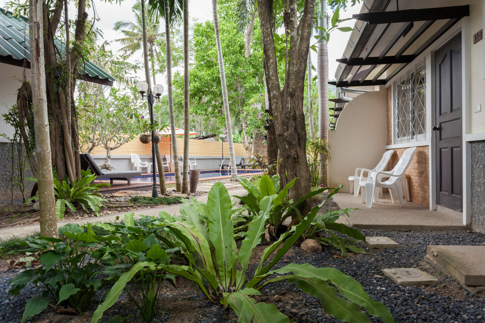 Bangtao Kanita House Pantai Bang Tao Luaran gambar