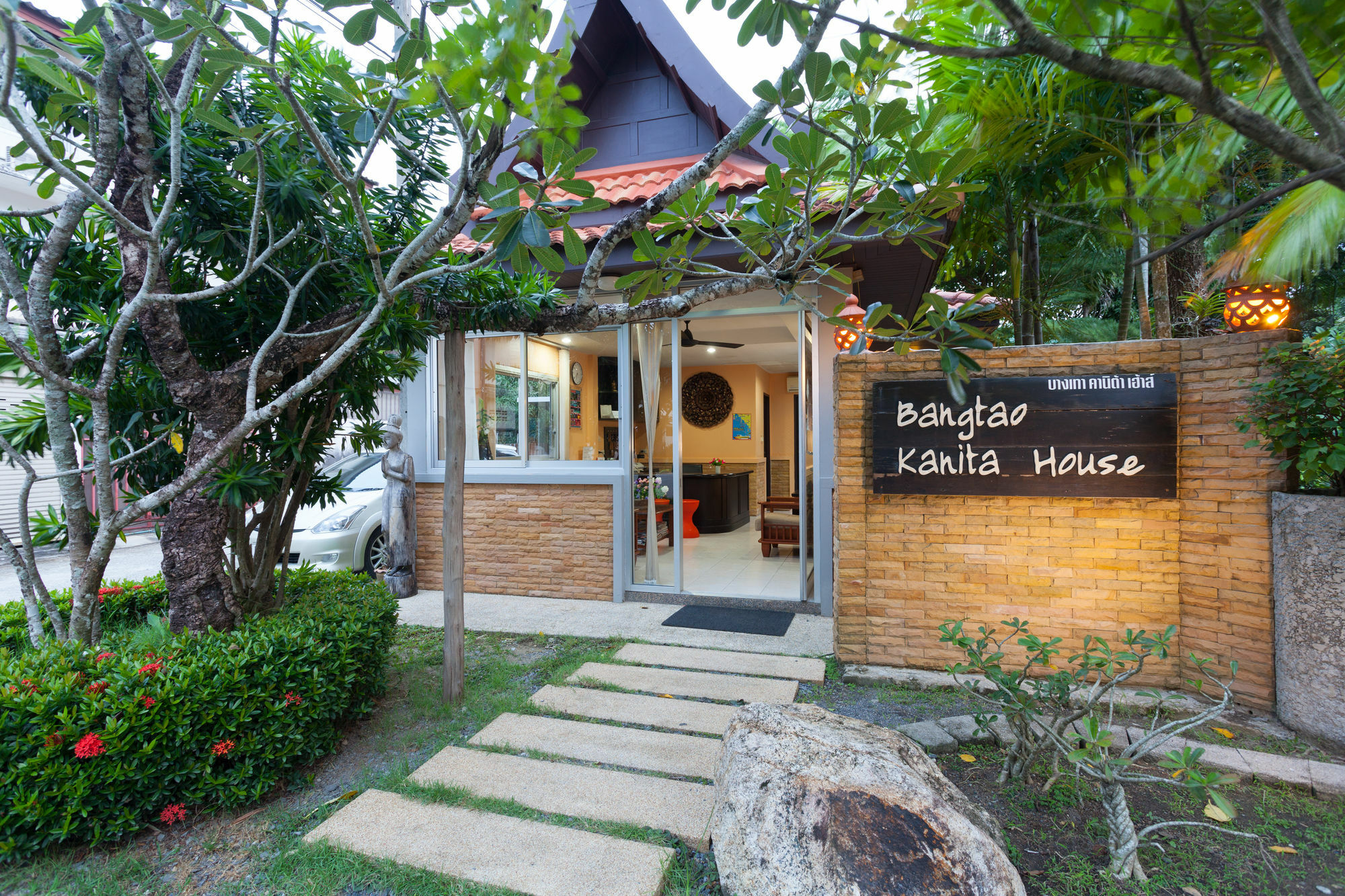 Bangtao Kanita House Pantai Bang Tao Luaran gambar
